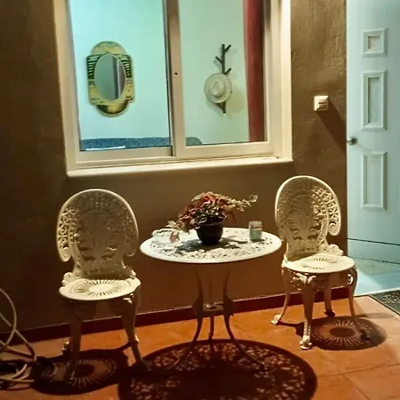 The Veranda Of Chania Apartment
